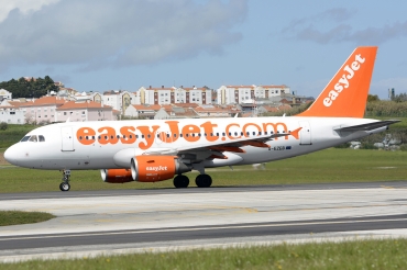 G-EZEB · Airbus A319-111 · (LIS / LPPT)