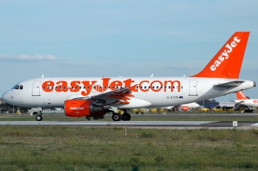 G-EZEB · Airbus A319-111 · (LIS / LPPT)