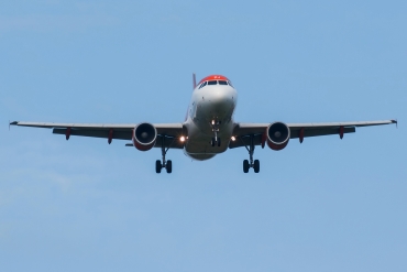 G-EZDJ · Airbus A319-111 · (OPO / LPPR)