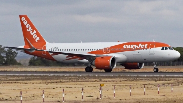 G-UZHK · Airbus A320-251N · (FAO / LPFR)