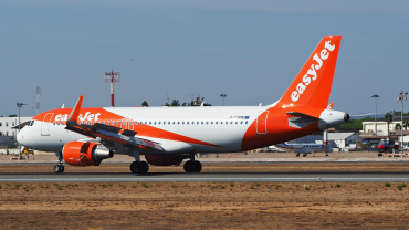 G-EZPN · Airbus A320-214(WL) · (FAO / LPFR)