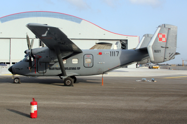 1117 · PZL-Mielec M-28B1TD Bryza · (MLA / LMML)