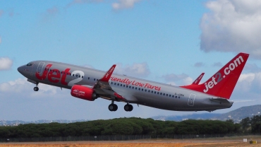 G-JZBA · Boeing 737-8MG(WL) · (FAO / LPFR)