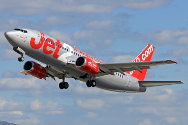 G-GDFH · Boeing 737-3Y5 · (FAO / LPFR)