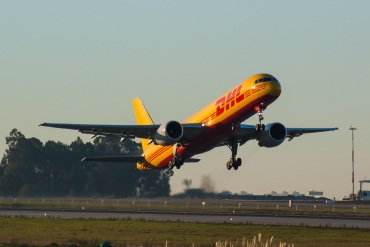 D-ALEO · Boeing 757-2Q8(F) · (OPO / LPPR)