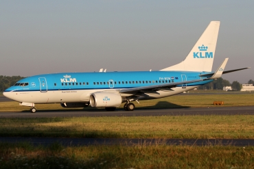 PH-BGN · Boeing 737-7K2(WL) · (WAW / EPWA)