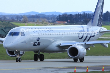 PH-EZX