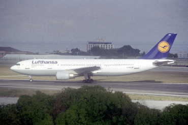 D-AIAN · Airbus A300B4-603 · (LIS / LPPT)