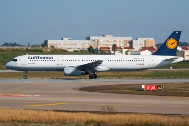 D-AIDQ · Airbus A321-231 · (OPO / LPPR)