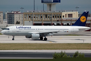 D-AIPF · Airbus A320-211 · (LIS / LPPT)