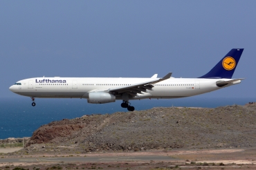 D-AIKS · Airbus A330-343 · (LPA / GCLP)