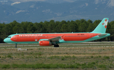UR-WRH · Airbus A321-231 · (AYT / LTAI)
