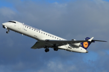 D-ACPF · Bombardier CRJ-701ER · (SVG / ENZV)