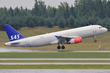 OY-KAY · Airbus A320-232 · (OSL / ENGM)
