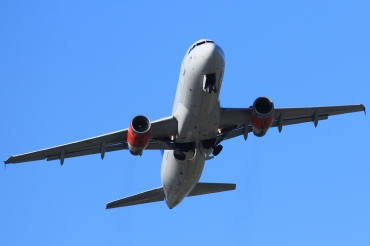OY-KAL · Airbus A320-232 · (SVG / ENZV)