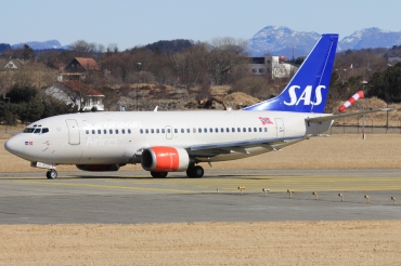LN-BUG · Boeing 737-8JP · (SVG / ENZV)