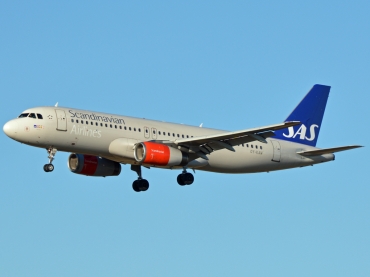 OY-KAW · Airbus A320-232 · (CPH / EKCH)