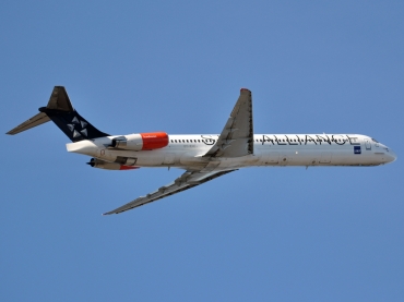 OY-KHE · McDonnell Douglas MD-82 · (CPH / EKCH)