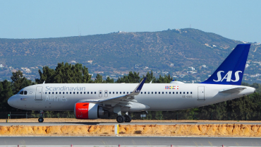 SE-ROS · Airbus A320-251N · (FAO / LPFR)
