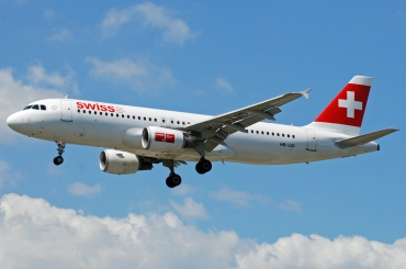HB-IJD · Airbus A320-214 · (CPH / EKCH)