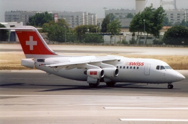 HB-IXF