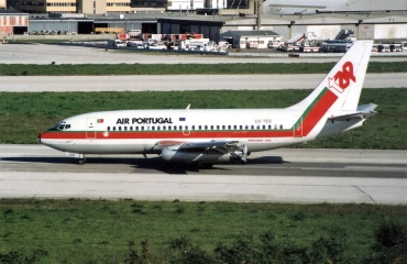 CS-TES · Boeing 737-230(A) · (LIS / LPPT)