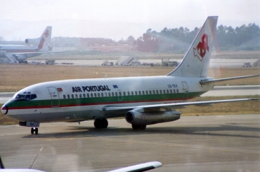 CS-TEV · Boeing 737-230(A) · (LIS / LPPT)