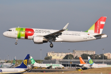 CS-TMW · Airbus A320-214(WL) · (LIS / LPPT)