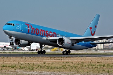 G-OBYC · Boeing 767-304/ER · (FAO / LPFR)