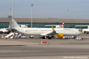 EC-NYF · Airbus A321-271N · (BCN / LEBL)