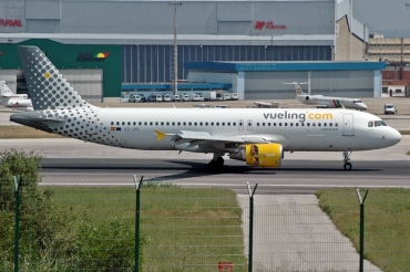 EC-JPL · Airbus A320-214 · (LIS / LPPT)