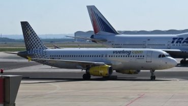 EC-LQN