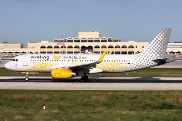 EC-MNZ · Airbus A320-232(WL) · (MLA / LMML)