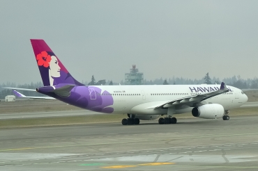 N380HA · Airbus A330-243 · (SEA / KSEA)