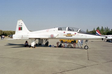2606 · Northrop T-38A Talon · (LPBJ)