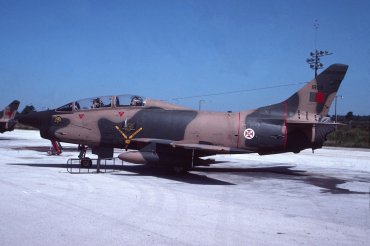 1809 · Fiat G-91 T/3 · (LPMT)