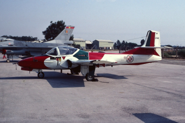 2421 · Cessna T-37C Tweety Bird · (LPMT)