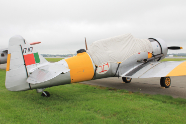 1747 · Canadian Car & Foundry T-6 Harvard Mk.4 · (SVG / ENZV)