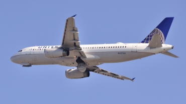 N437UA · Airbus A320-232 · (FLL / KFLL)