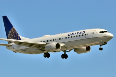 N27239 / 0239 · Boeing 737-824 · (YUL / CYUL)