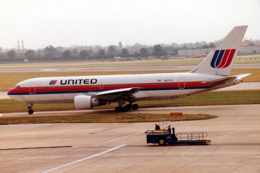 N607UA · Boeing 767-222 · (LHR / EGLL)