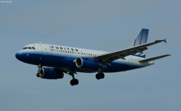 N804UA · Airbus A319-131 · (YYZ / CYYZ)