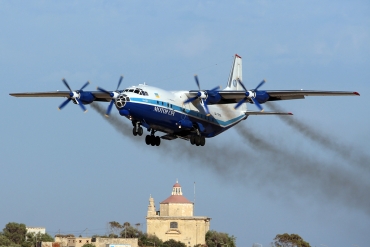 UR-11819