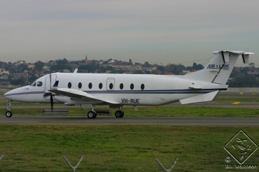 VH-RUE · Beechcraft 1900D · (SYD / YSSY)