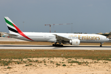 A6-EPB · Boeing 777-31H/ER · MLA / LMML