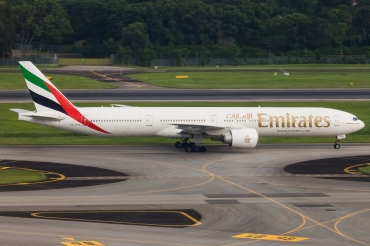 A6-EPK · Boeing 777-31H/ER · (SIN / WSSS)