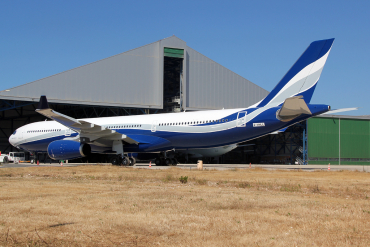 2-HHLL · Airbus A330-343 · (MLA / LMML)