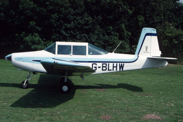 G-BLHW · Varga 2150A Kachina · (EGTH)