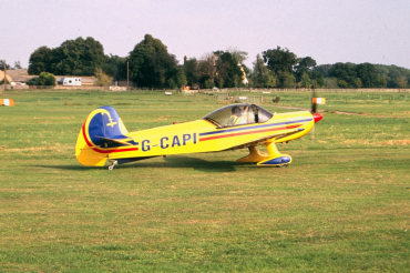 G-CAPI · Mudry CAP-10B · (EGTH)