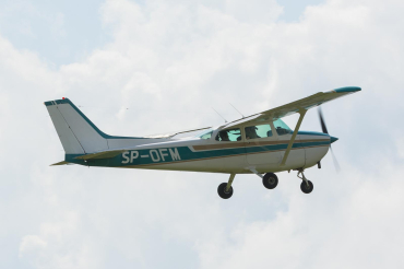 SP-OFM · Reims-Cessna F172N Skyhawk · EPZA